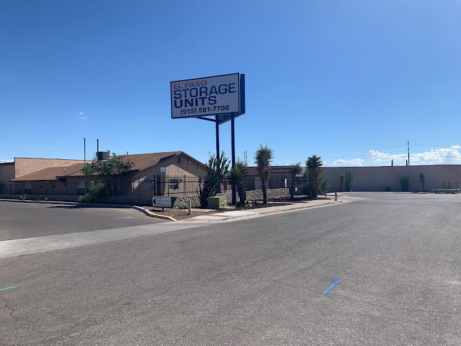 El Paso Storage Units- Crossroads